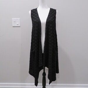 NANA KO Black Textured Sheer Sleeveless Shawl